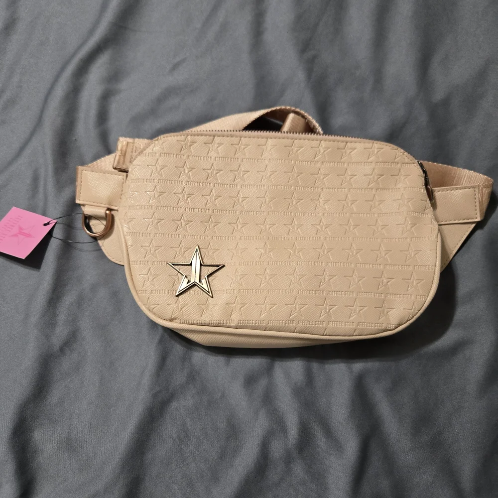 Jeffree Star Fanny Pack Bag Nude/blush Cross Body Bag New Belt Bag Buckle Clasp